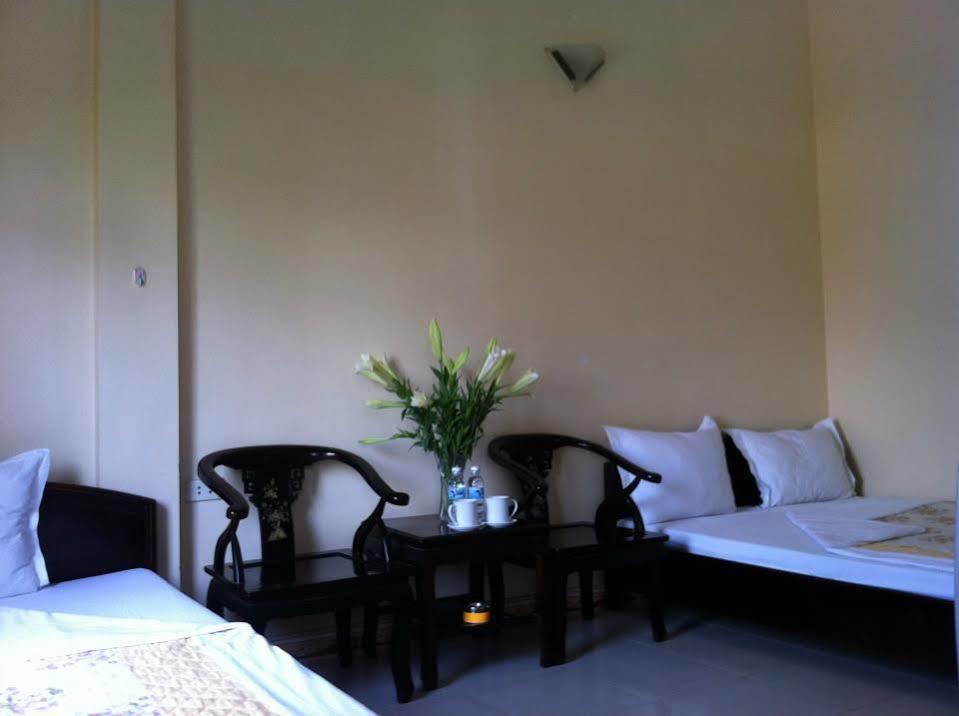 ทู เกสท์เฮาส์ Hotel นิญบิ่ญ ภายนอก รูปภาพ